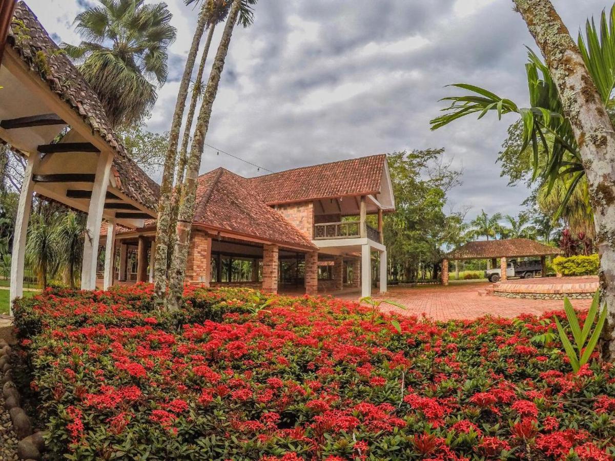Hotel Hacienda Gualanday Apiay Exterior photo