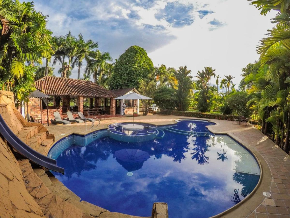 Hotel Hacienda Gualanday Apiay Exterior photo